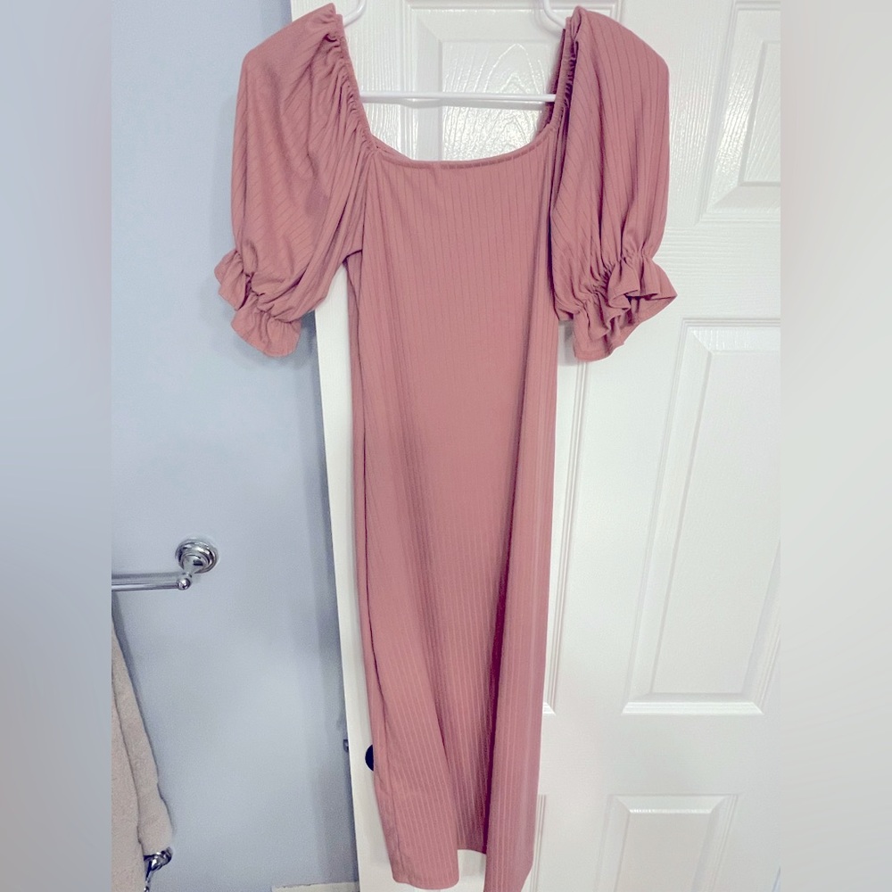 Maternity dress perfect for baby shower!